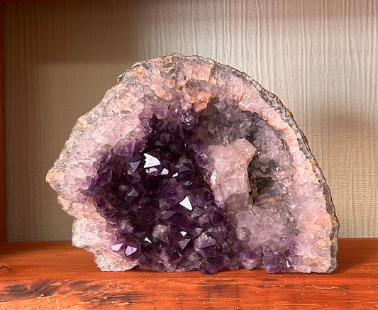 Amethyst 20,5x16,5 cm, 1944 gram artikel 7-15