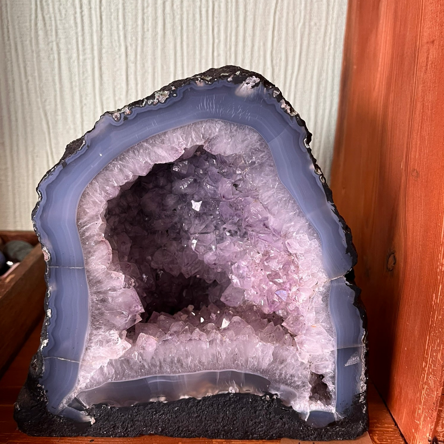 Amethyst geode, 18,5x19 cm, 4357 gram, Artikel 7-11